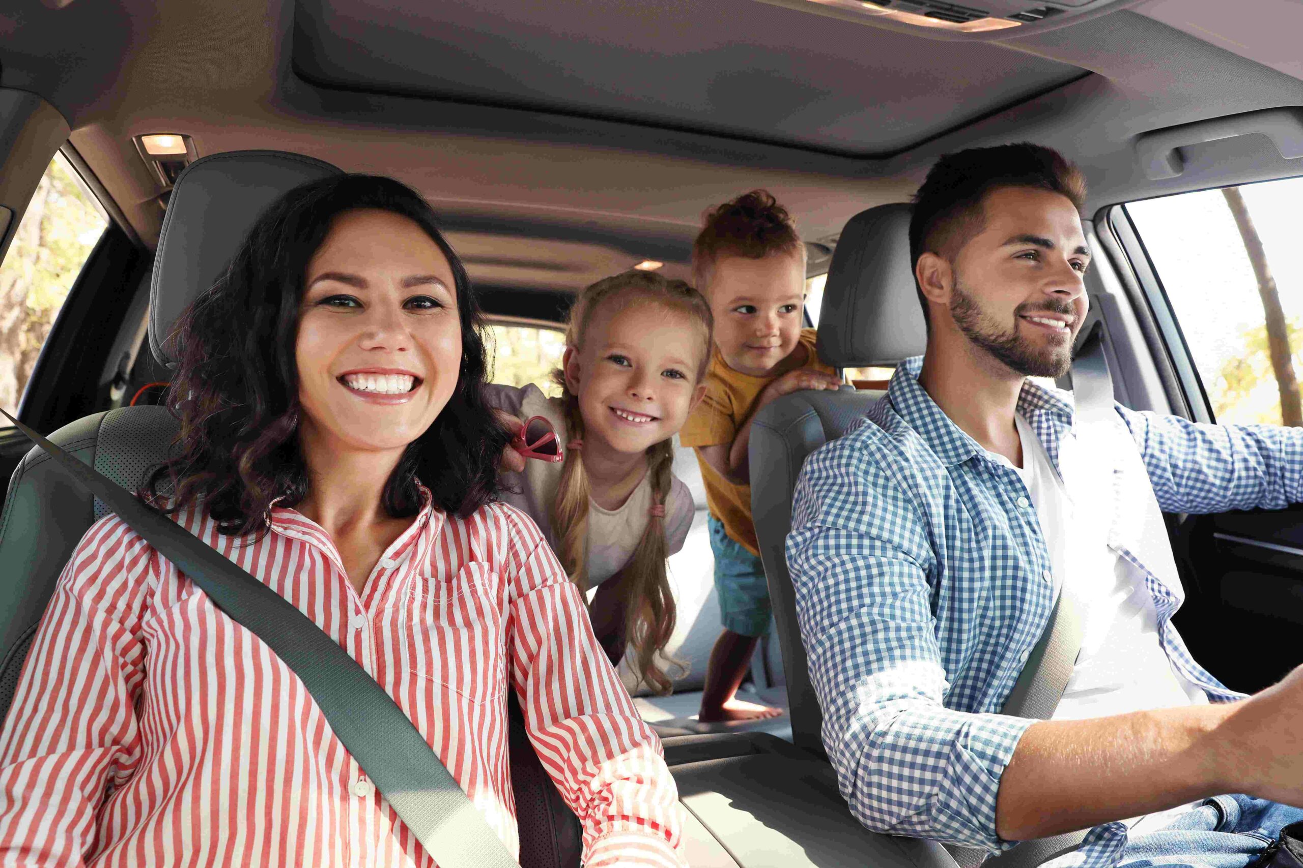 Best rental cars for Ontario road trip family travel with spacious minivan and luggage storage
