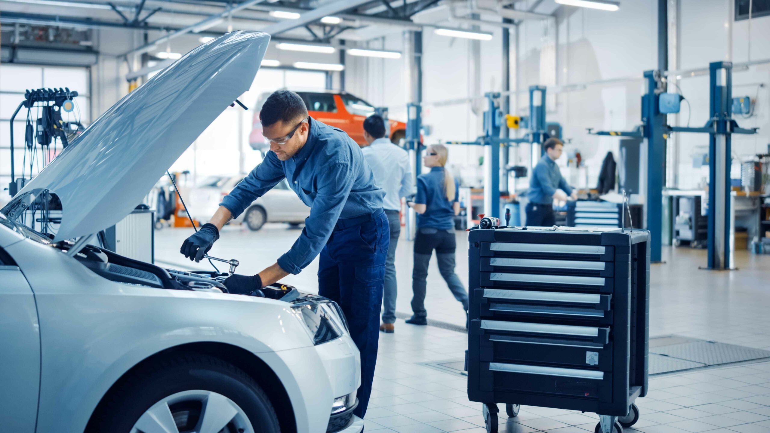 Long term car rental Toronto with maintenance insurance and flexible rental benefits