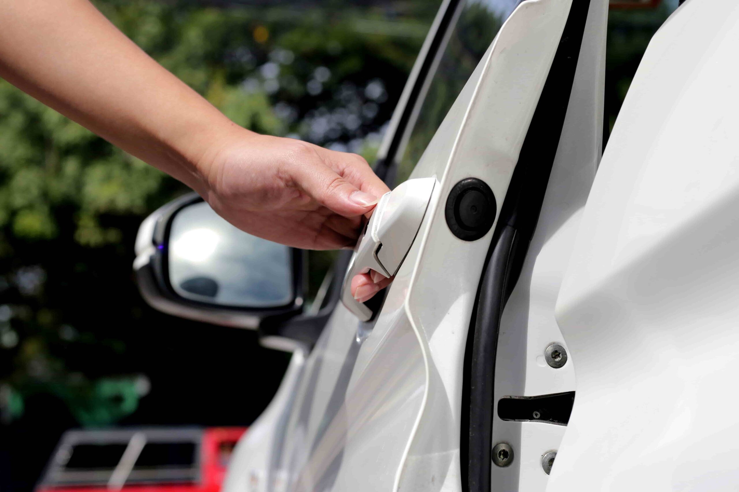 After-hours rental car return using an approved key drop box