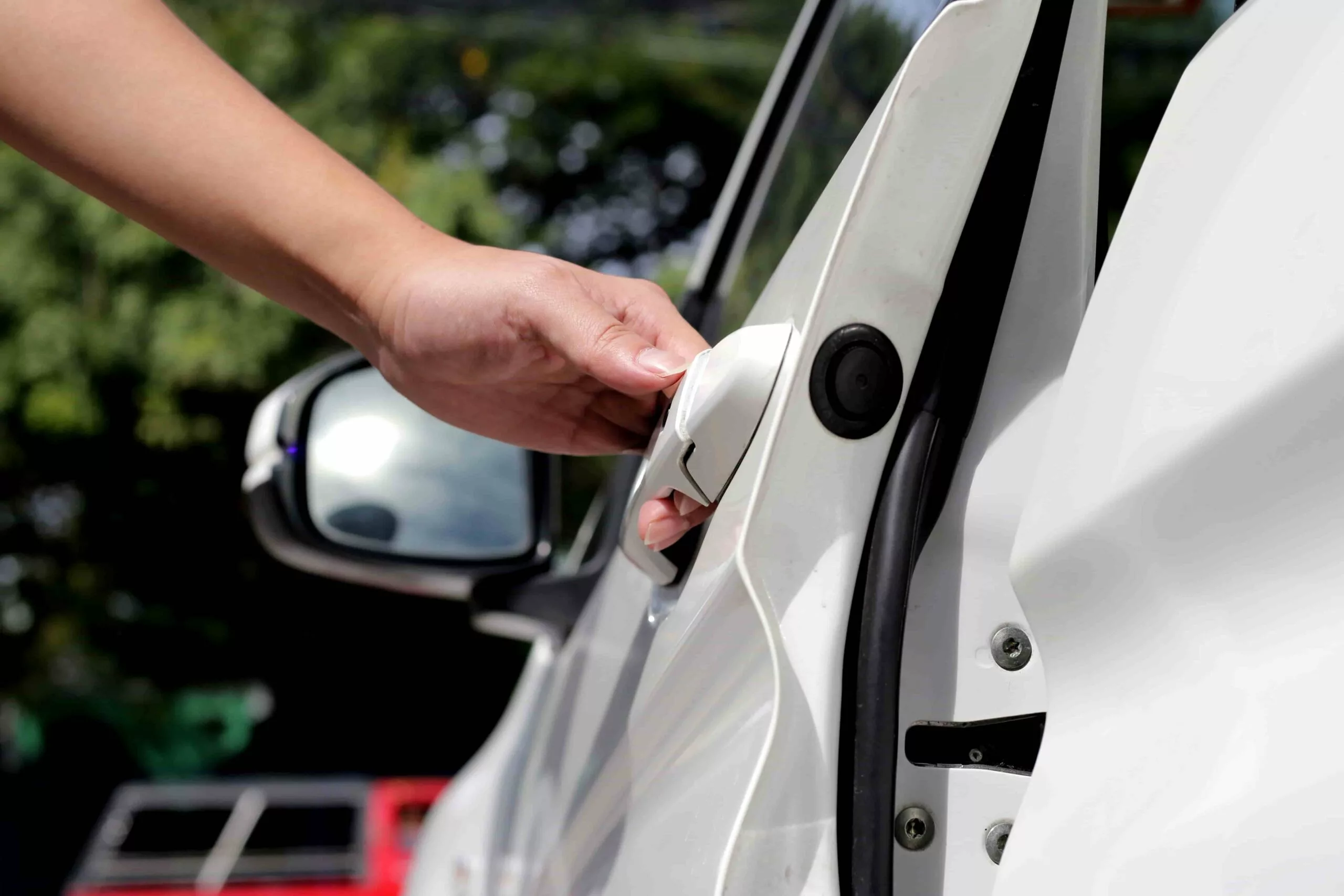 After-hours rental car return using an approved key drop box