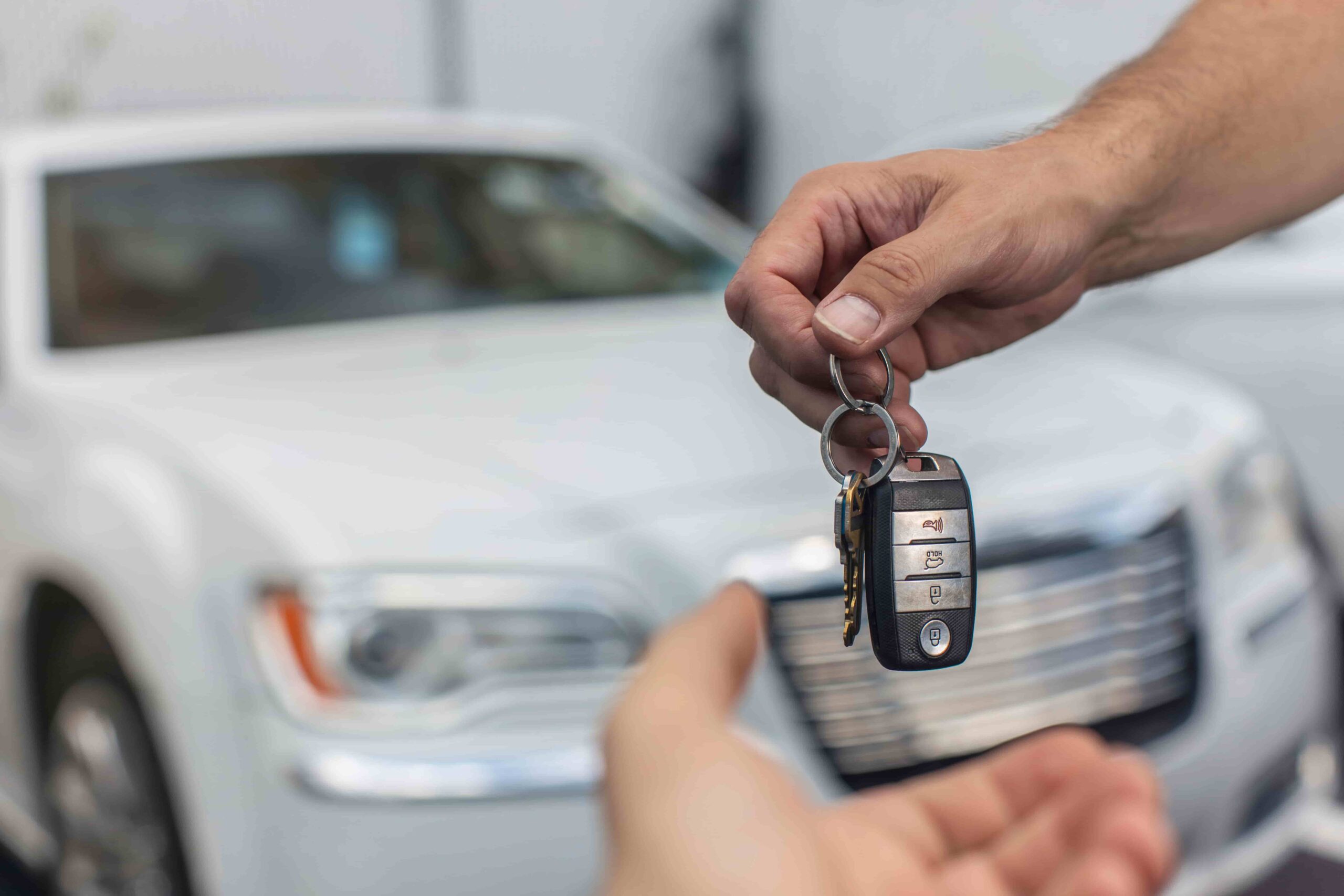 Rental car fuel policy and refueling before returning a rental vehicle