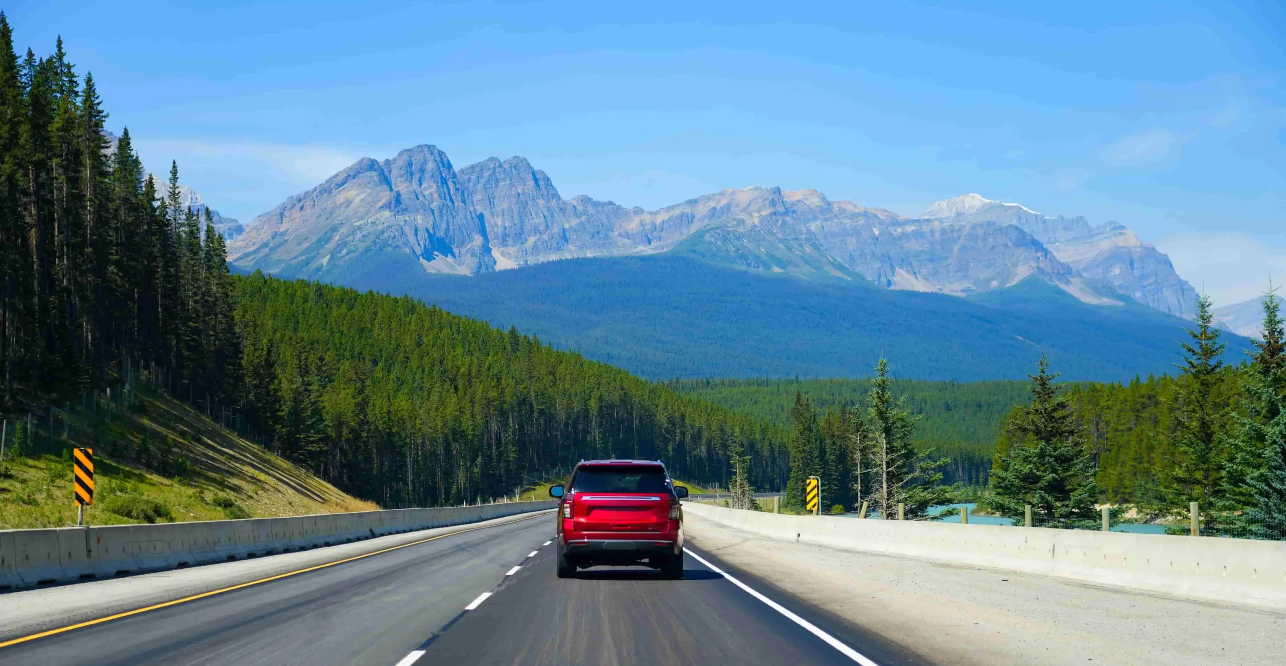 Best road trip stops between Calgary and Banff including Cochrane and Bragg Creek