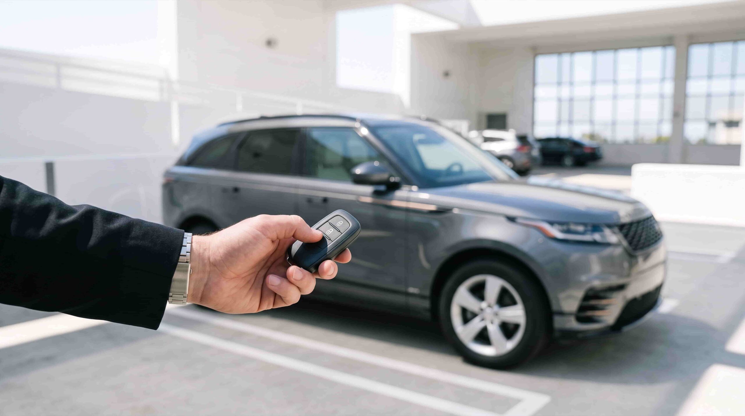SUV Rental in Toronto SUV rental in Toronto for city driving and Ontario road trips
