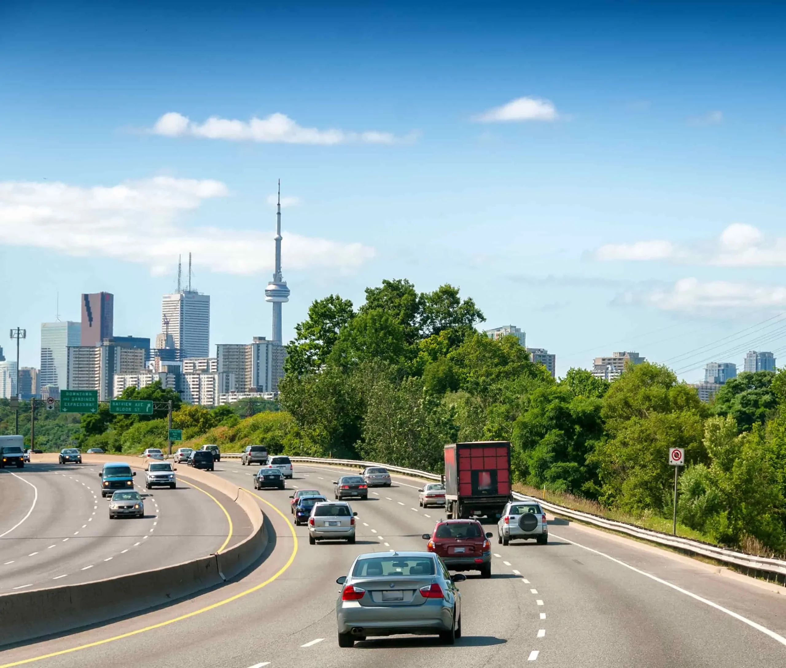 Toronto car rental for regional road trips