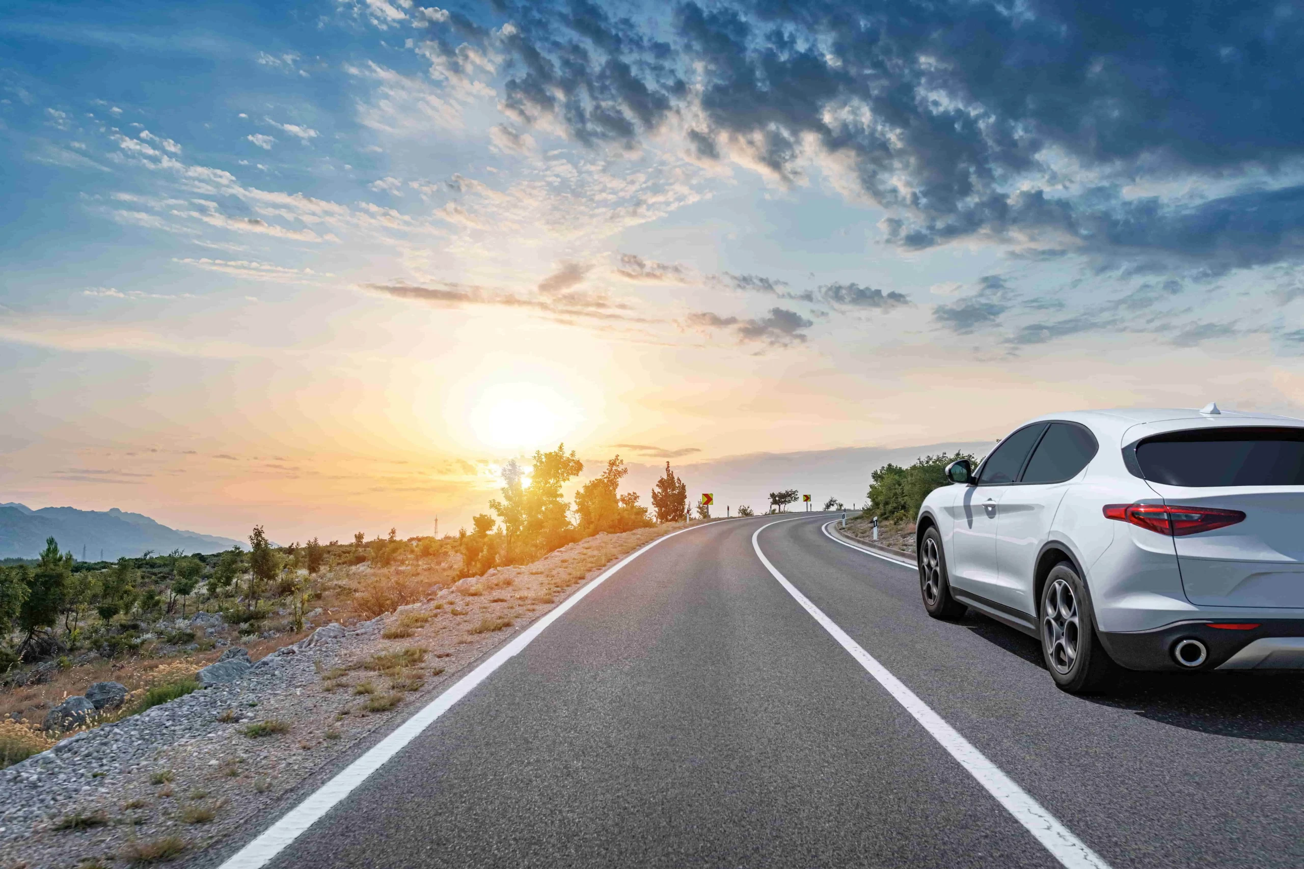 Toronto car rental for suburban and regional travel
