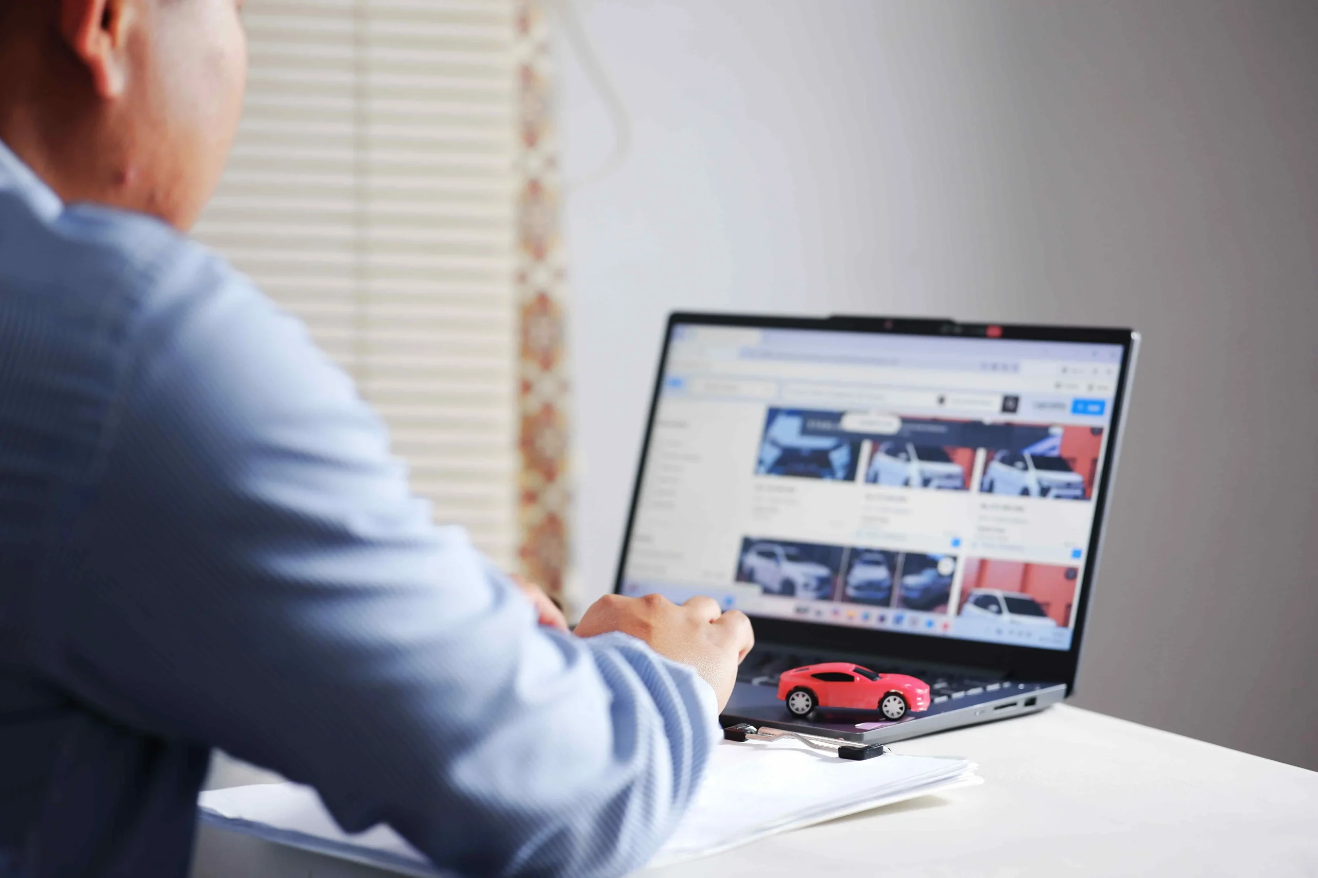 Compare last minute car rental deals and discounted rental rates